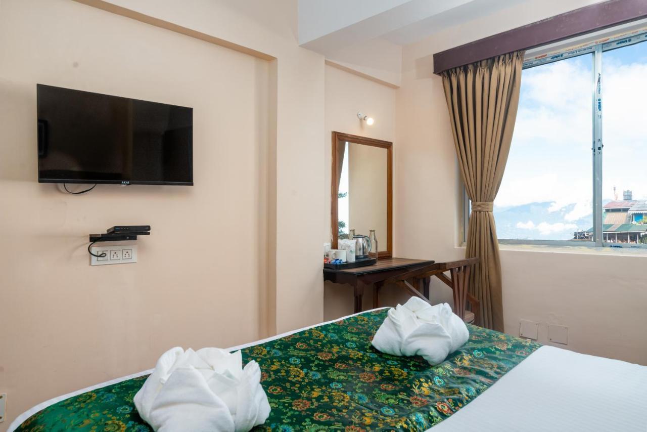 Muscatel Roma - 400 Mts From Mall Road Darjeeling  Ngoại thất bức ảnh