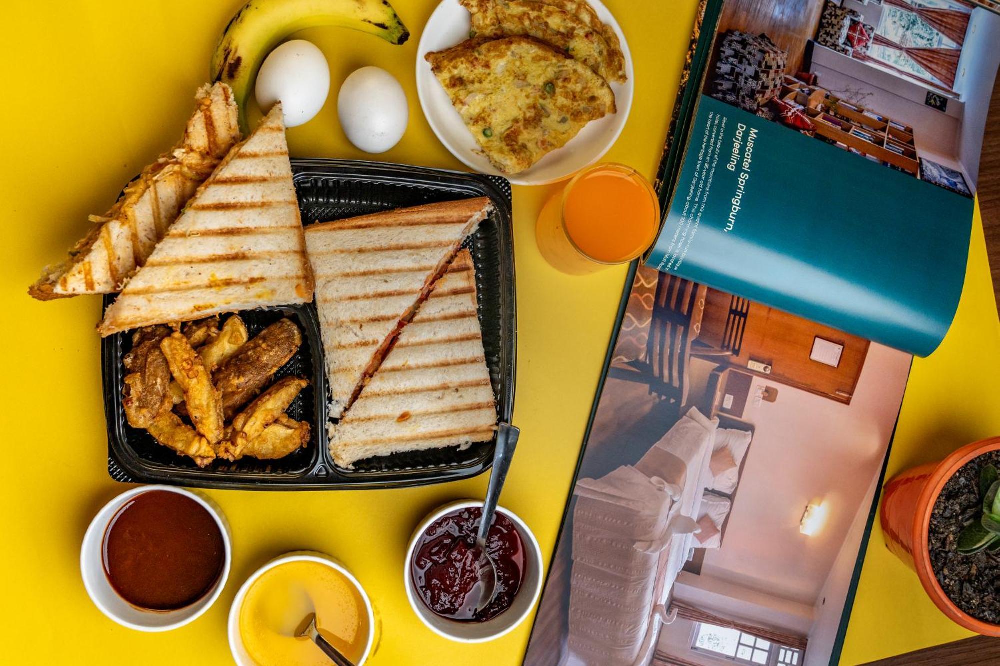 Muscatel Roma - 400 Mts From Mall Road Darjeeling  Ngoại thất bức ảnh